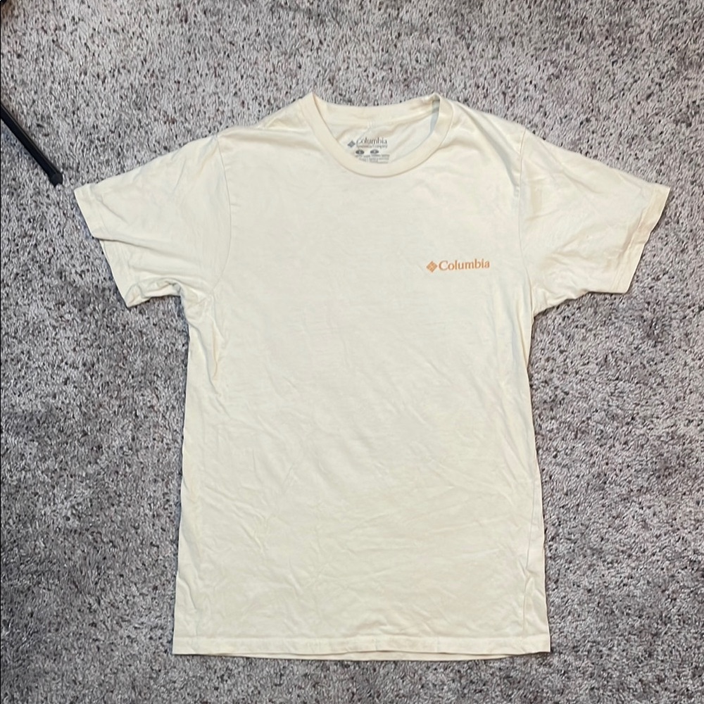 Columbia Sportswear Unisex Cream Color T Shirt Size Small